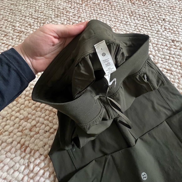 License to Train Joggers - Picture 3 of 5